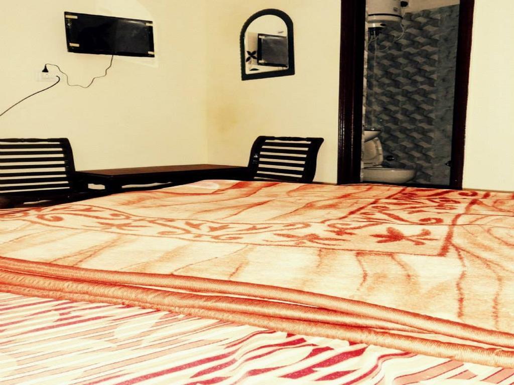 Asha Guest House Amritsar Zimmer foto